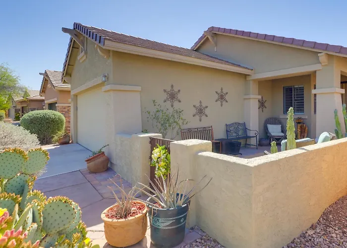 Furnished Patio, Fire Pit: Peaceful Home! *